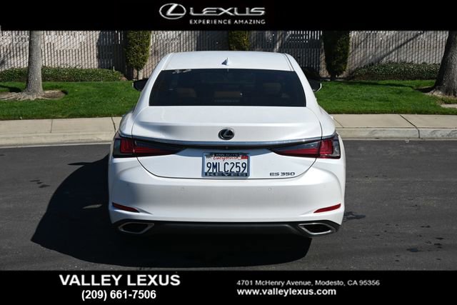 Used 2024 Lexus ES 350 w/ Premium Package image 4
