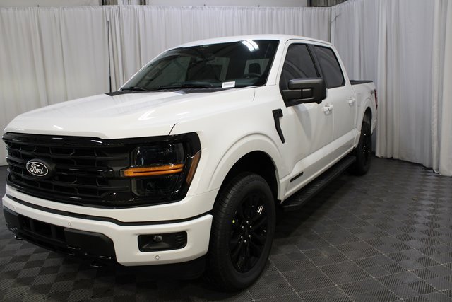 New 2026 Ford F150 XLT w/ Equipment Group 302A MID image 32