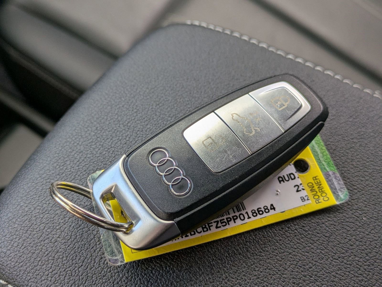 Used 2023 Audi Q4 e-tron Premium Plus w/ Premium Plus image 31