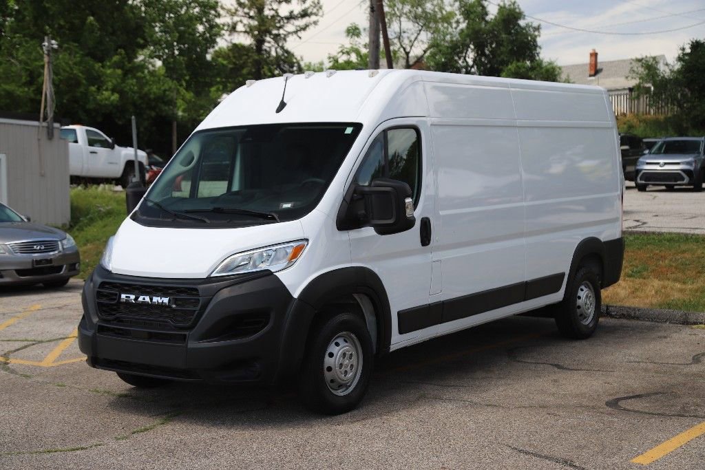 Used 2023 RAM ProMaster 2500 FWD image 1