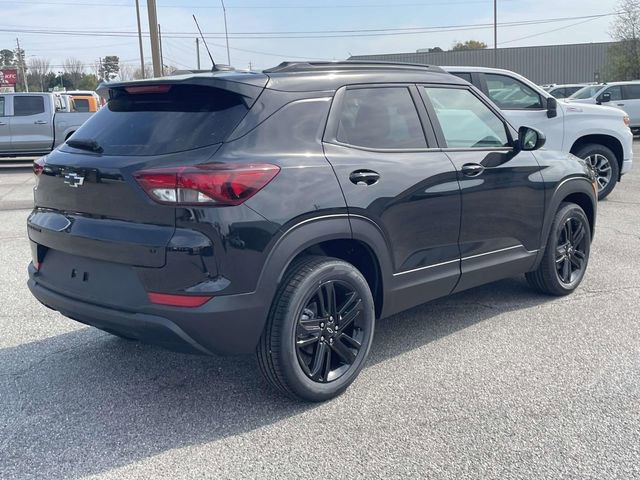 New 2026 Chevrolet TrailBlazer LT w/ Midnight Edition image 3