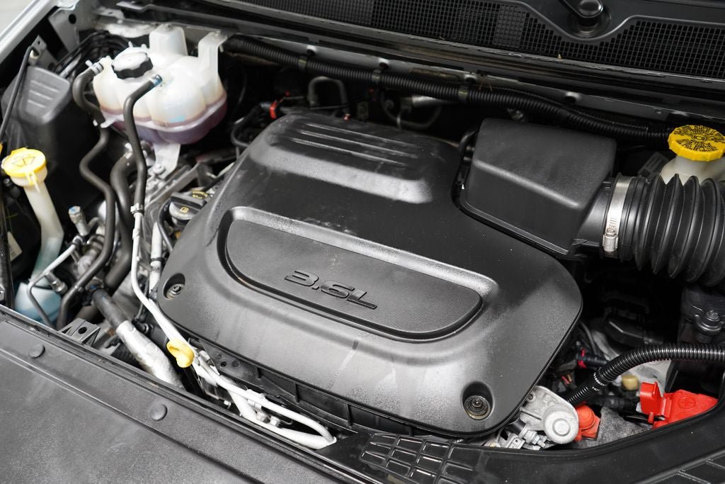 Used 2024 Chrysler Pacifica Touring-L FWD image 30