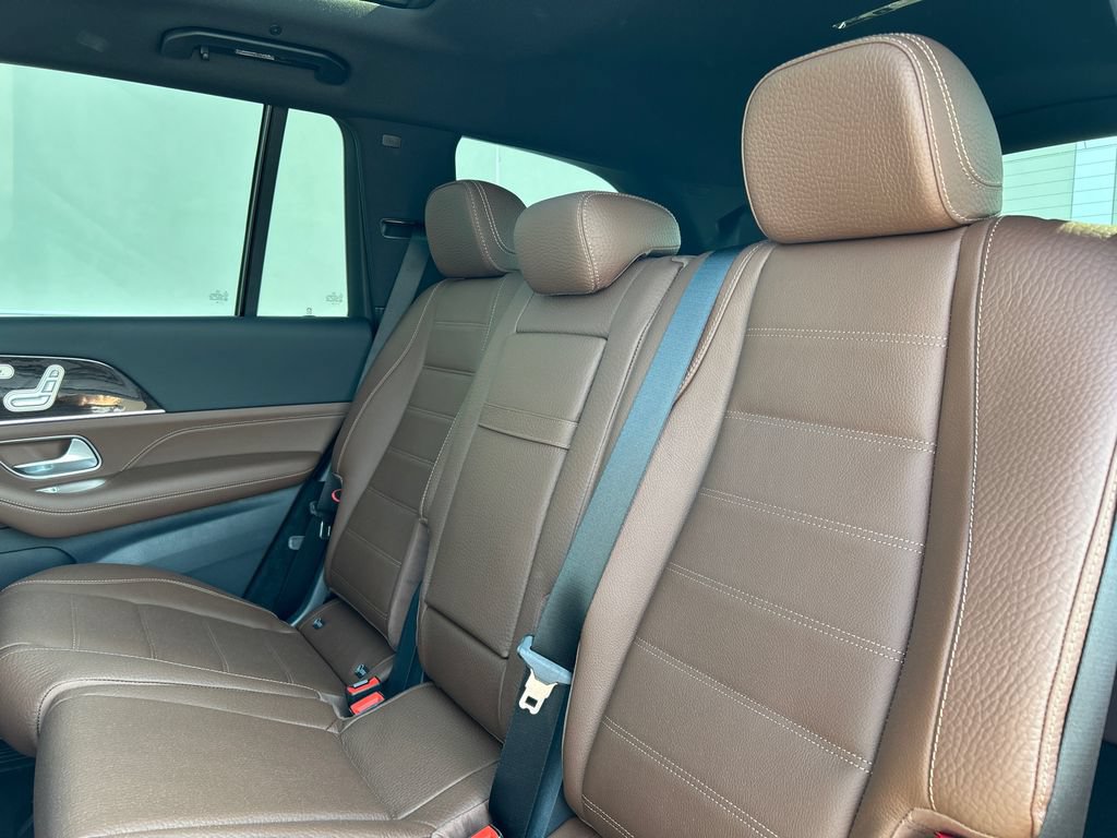 New 2026 Mercedes-Benz GLS 450 4MATIC image 26