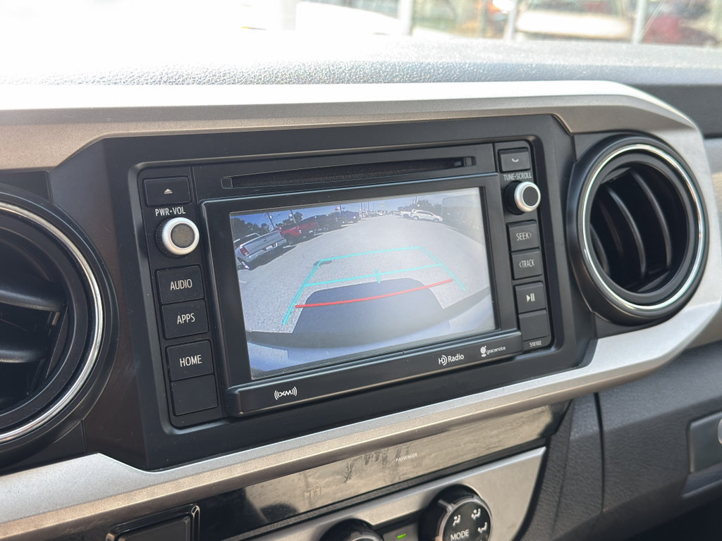 Used 2017 Toyota Tacoma SR5 w/ Tow Package RWD image 3