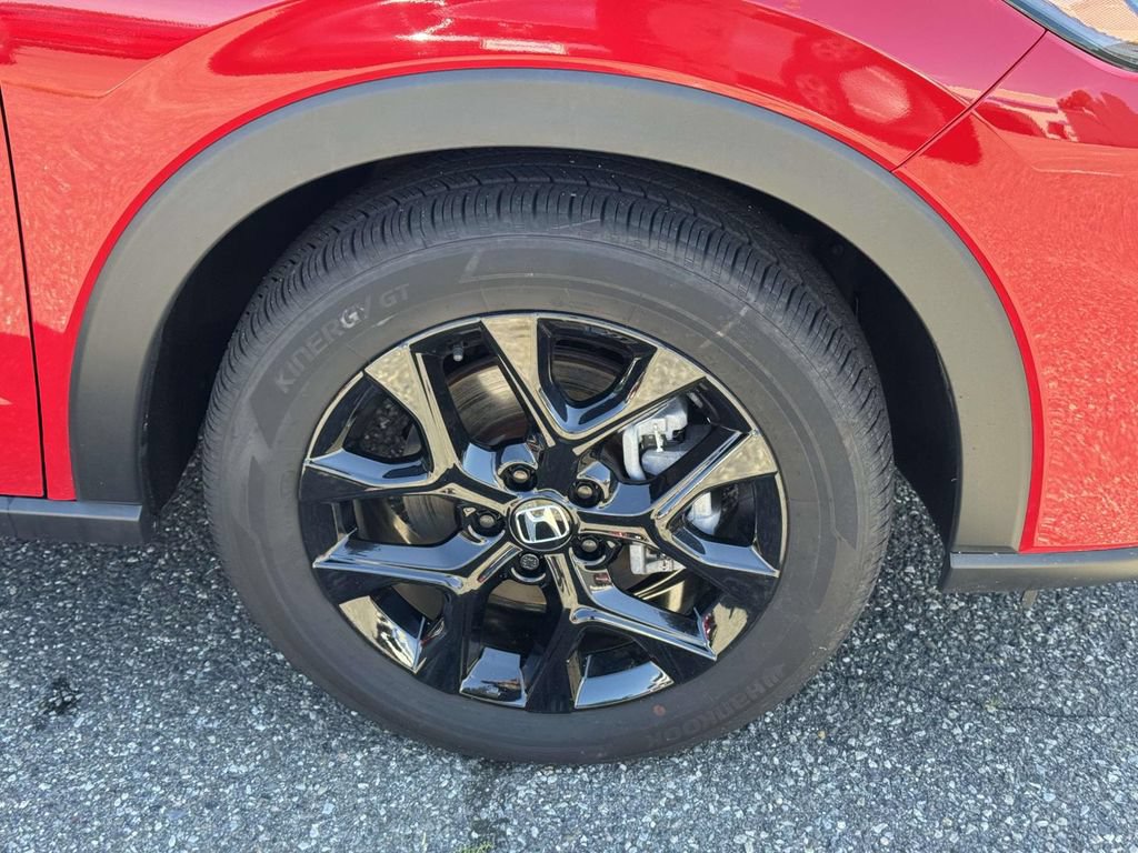Certified 2025 Honda HR-V Sport image 6