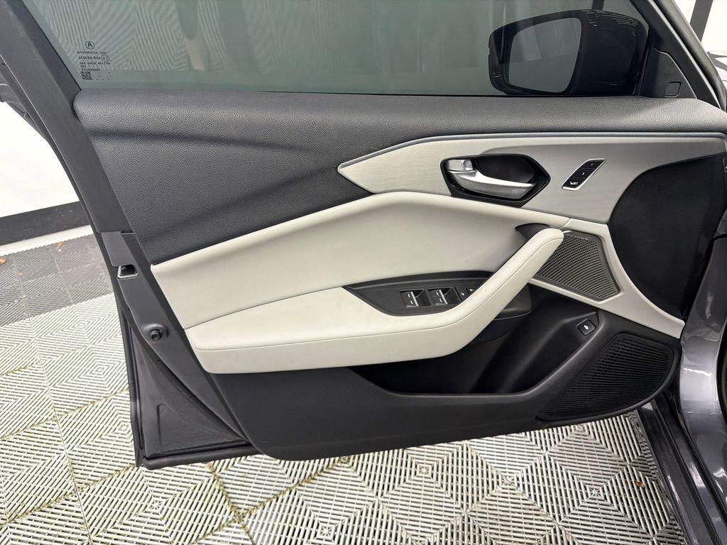Used 2023 Acura TLX w/ Technology Package FWD image 11