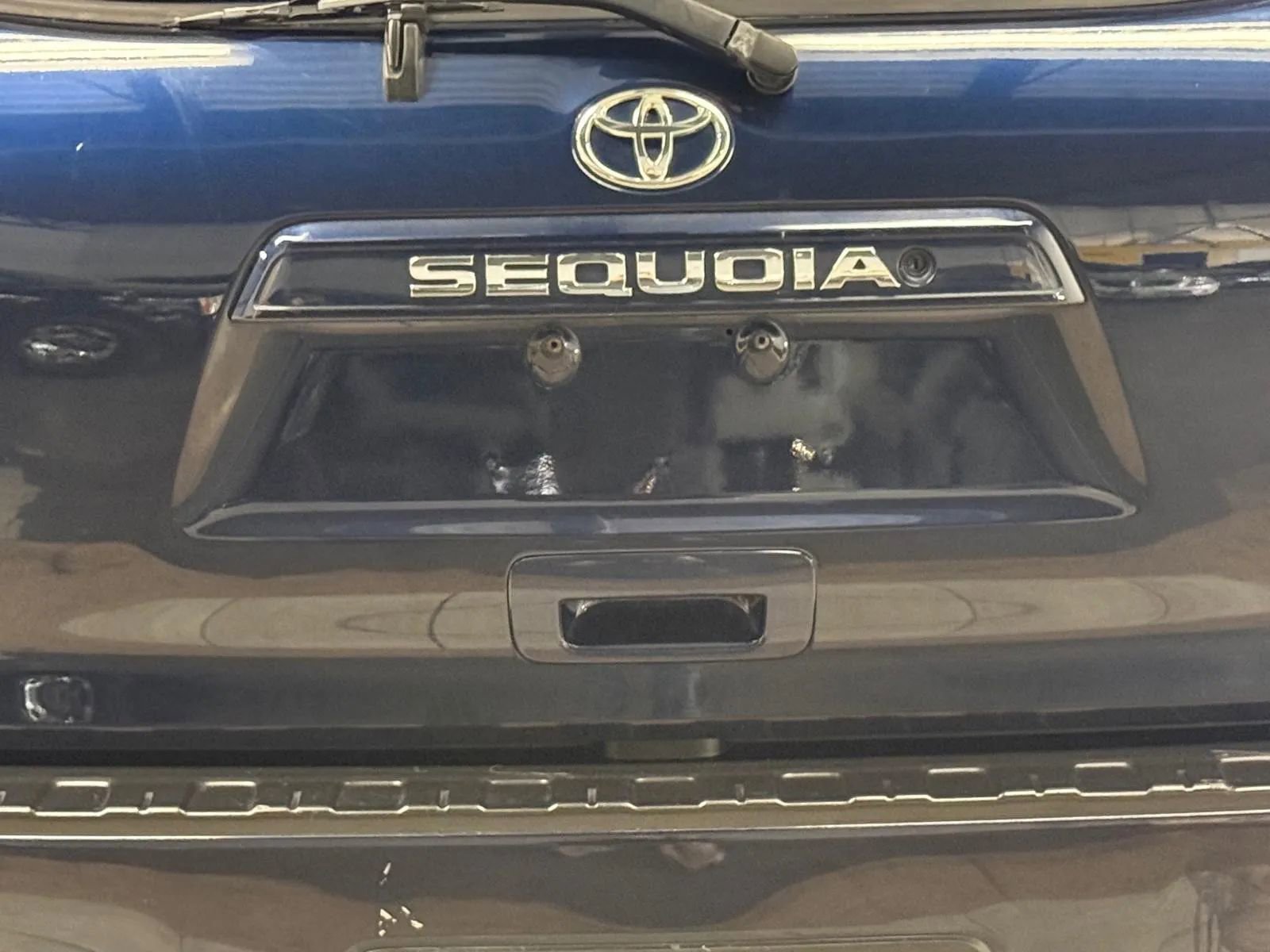 Used 2008 Toyota Sequoia SR5 image 6