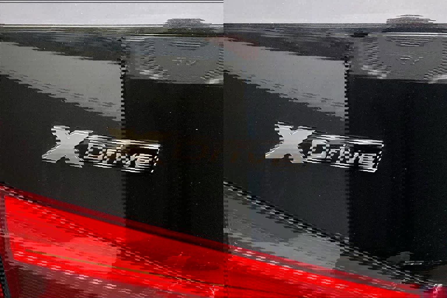 Used 2020 BMW M550i xDrive w/ Executive Package image 32