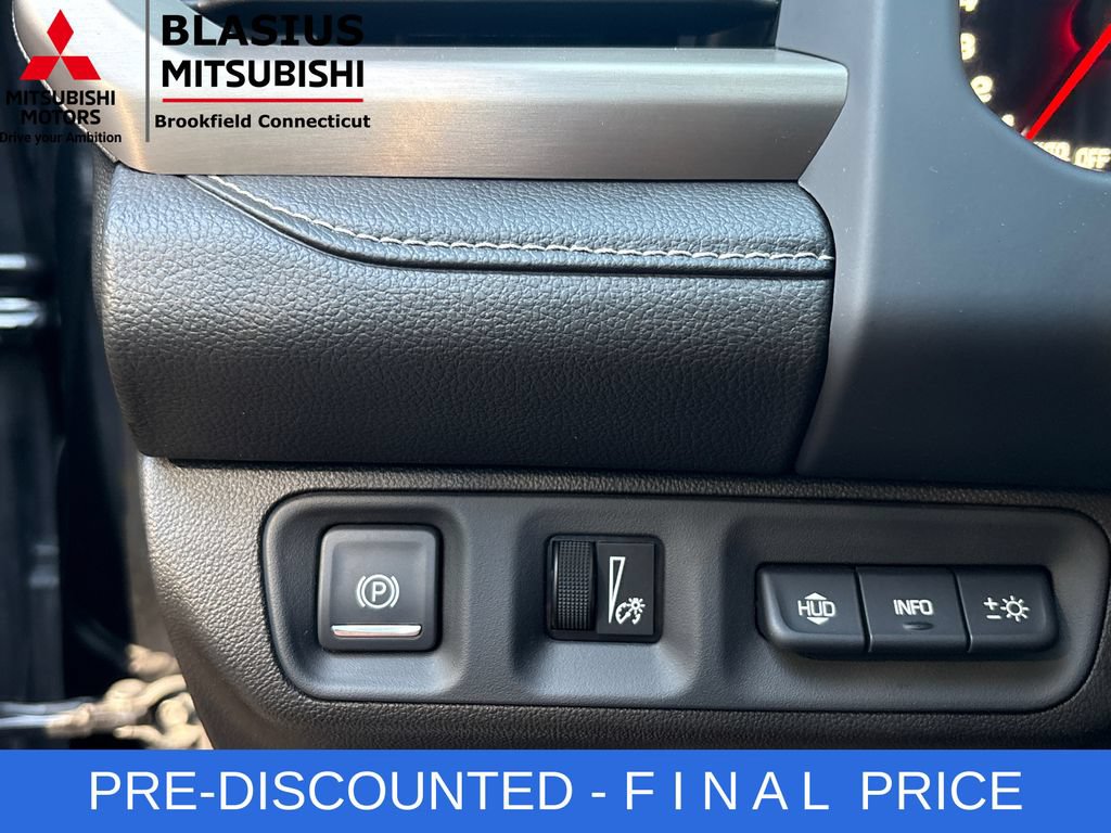Used 2023 GMC Acadia Denali w/ Black Diamond Edition AWD/4WD image 22