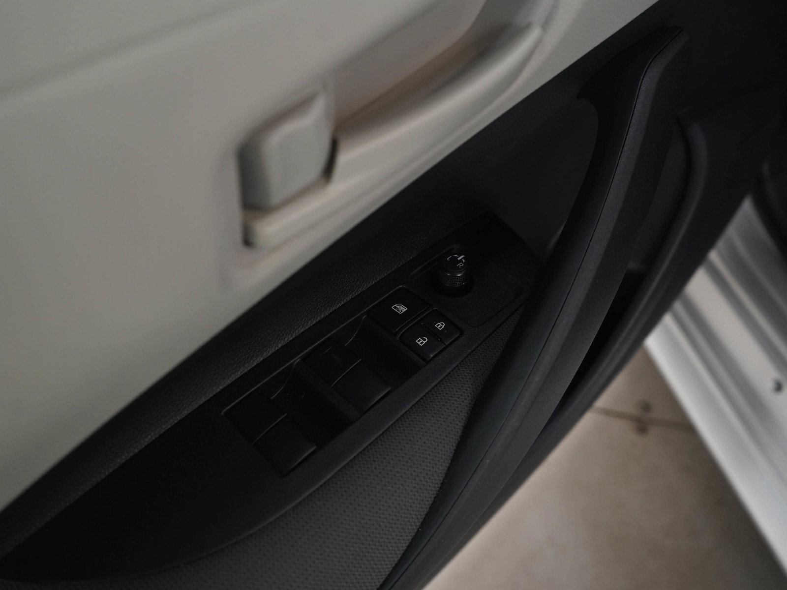 Used 2026 Toyota Corolla LE image 18