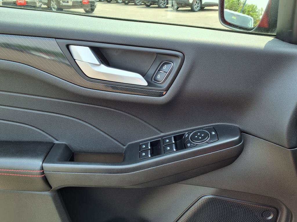 Certified 2024 Ford Escape ST-Line image 16