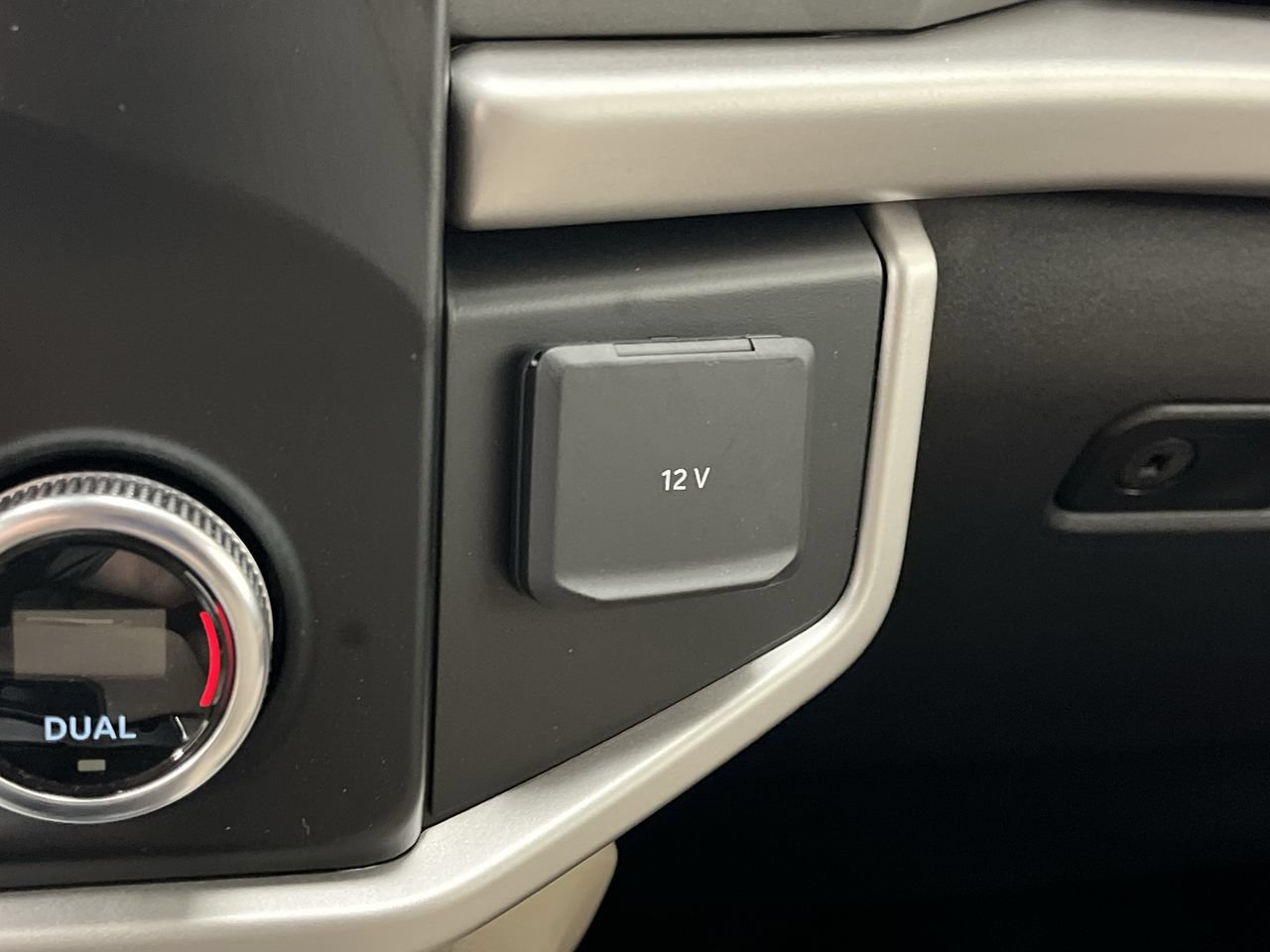 Certified 2024 Ford Expedition XLT AWD/4WD image 25