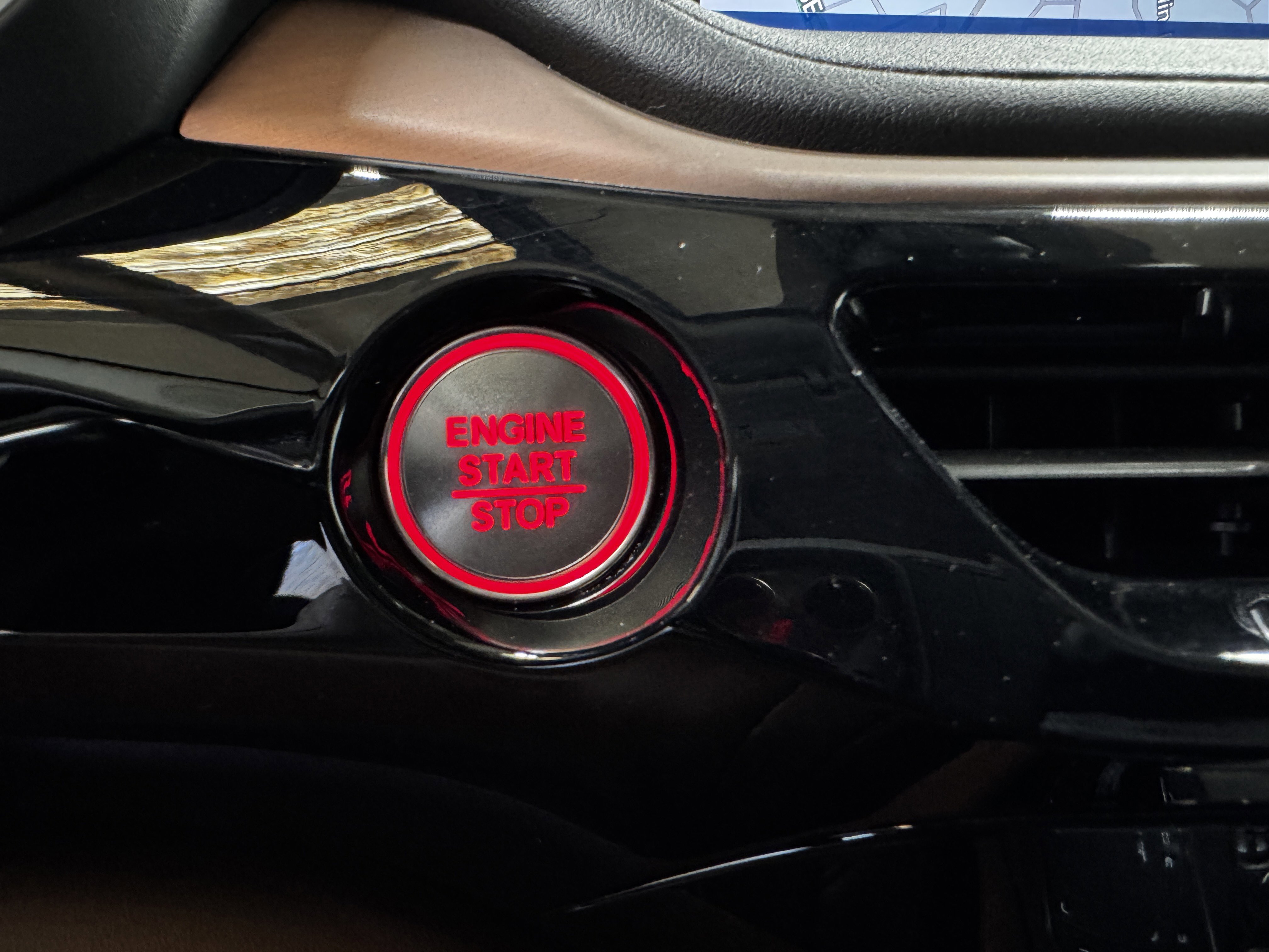 Certified 2023 Acura MDX FWD w/ Technology Package image 22