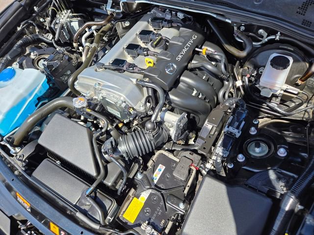 Used 2025 MAZDA MX-5 Miata RF Grand Touring RWD image 16