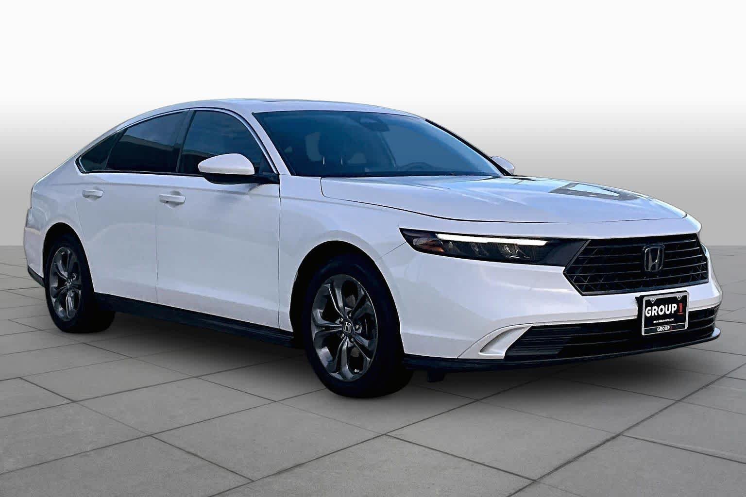 Used 2023 Honda Accord EX image 3