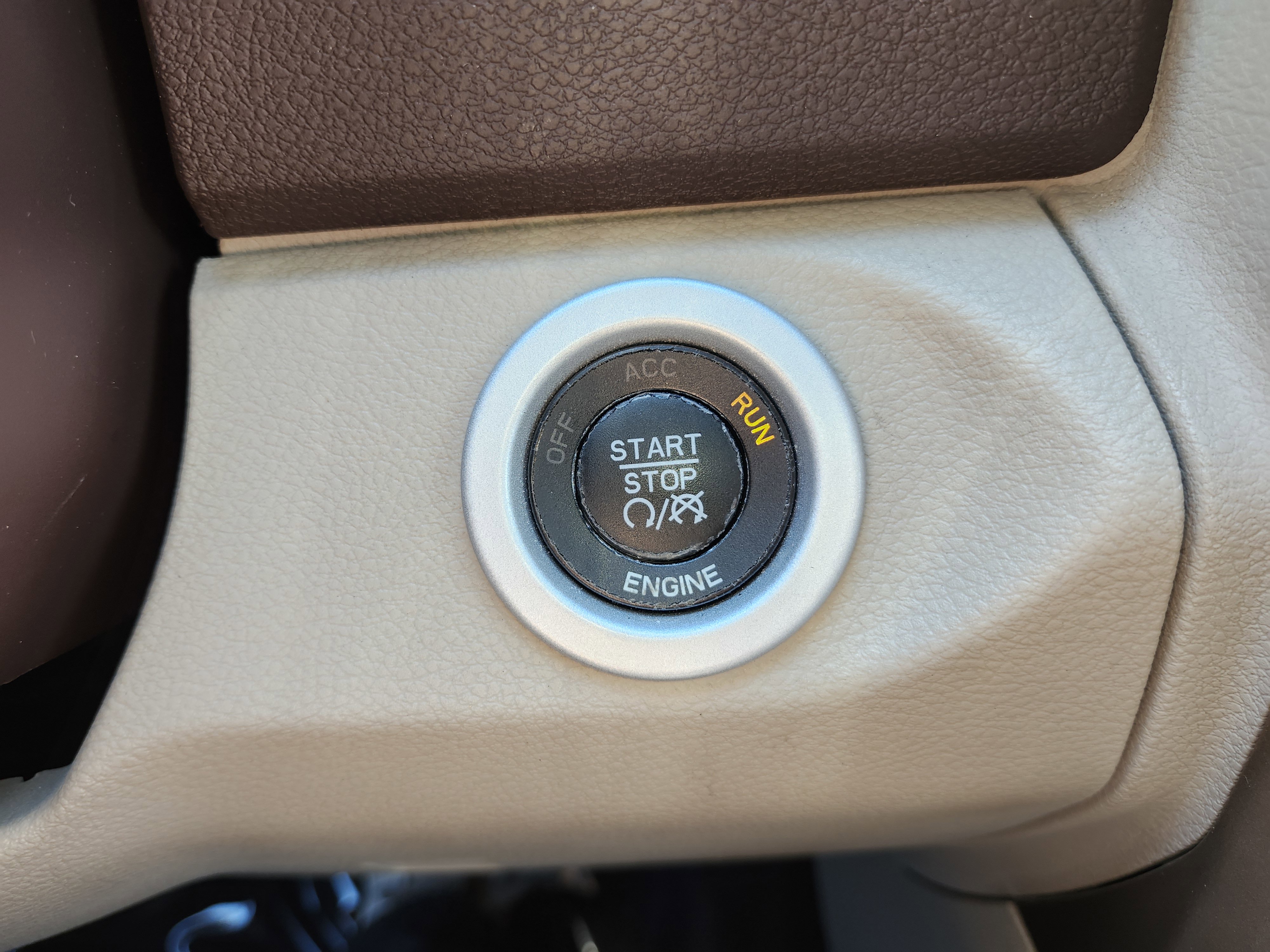 Used 2016 RAM 1500 Laramie Longhorn w/ Convenience Group AWD/4WD image 9