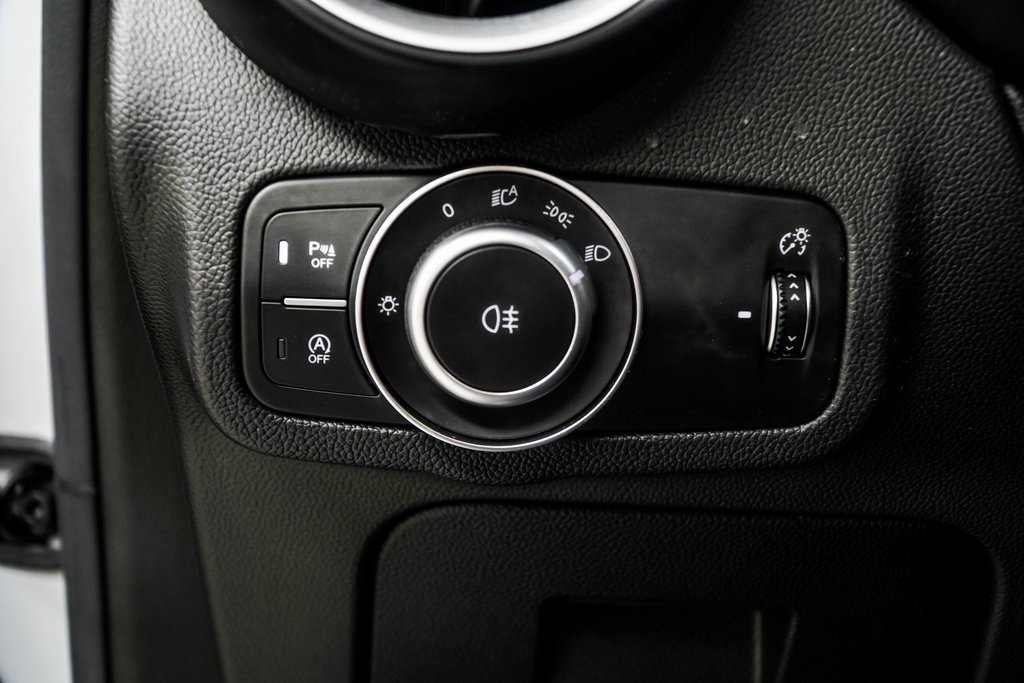 Used 2023 Alfa Romeo Stelvio Ti image 37