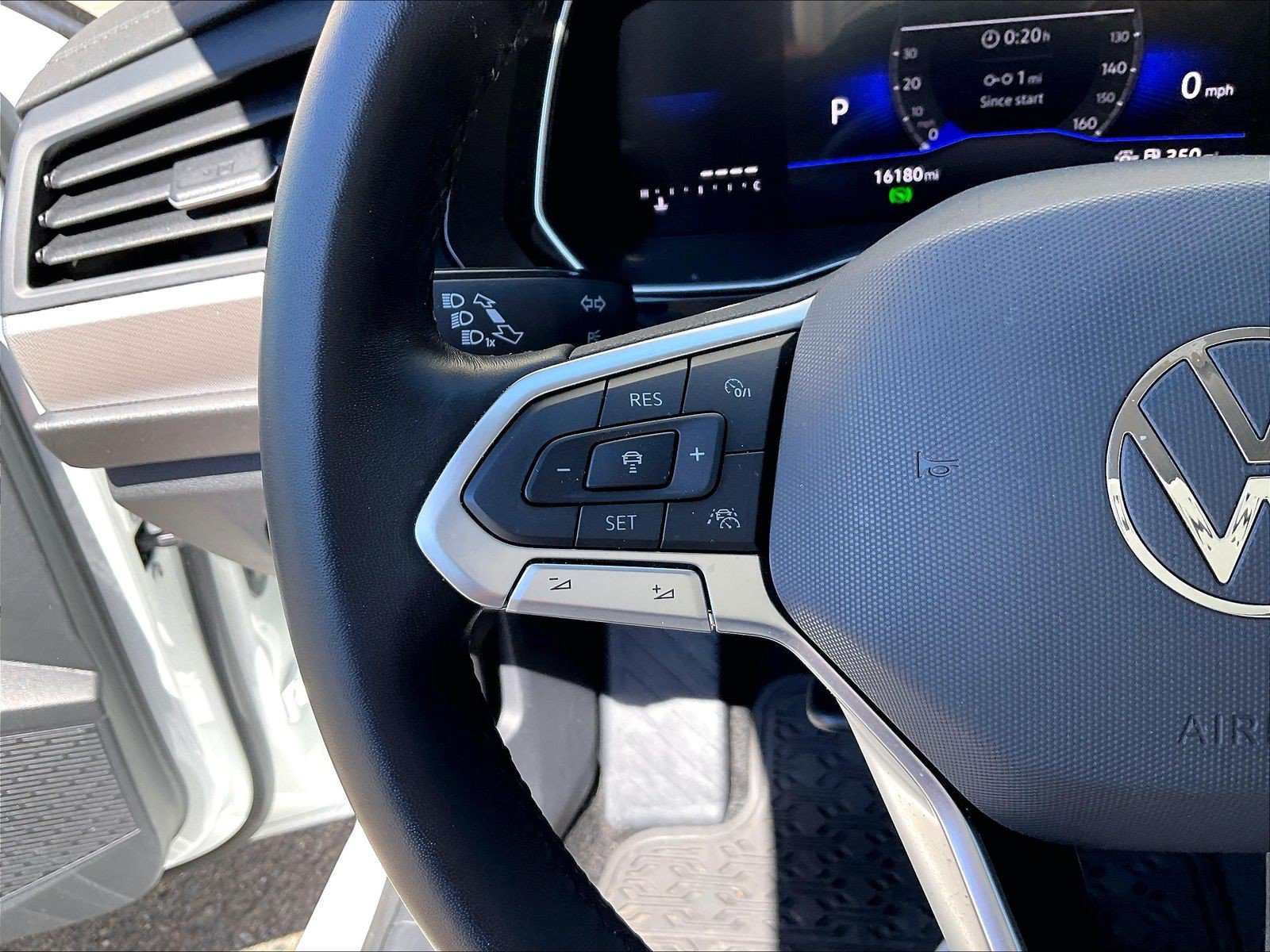Certified 2024 Volkswagen Jetta S FWD image 18