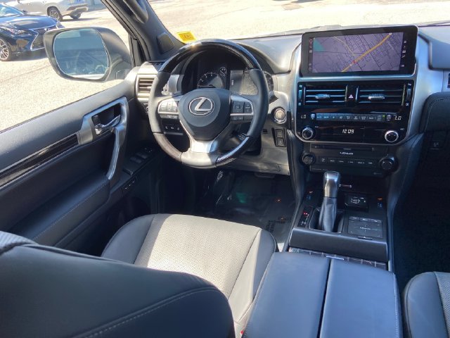 Certified 2023 Lexus GX 460 Premium w/ Premium Package AWD/4WD image 15