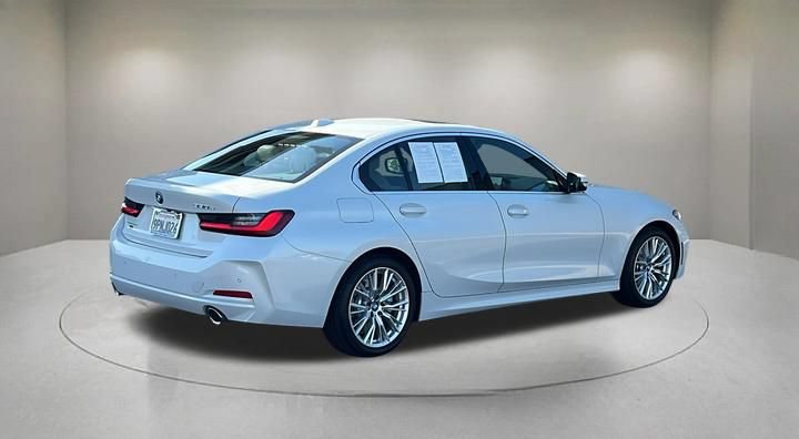 Used 2024 BMW 330e w/ Convenience Package RWD image 5