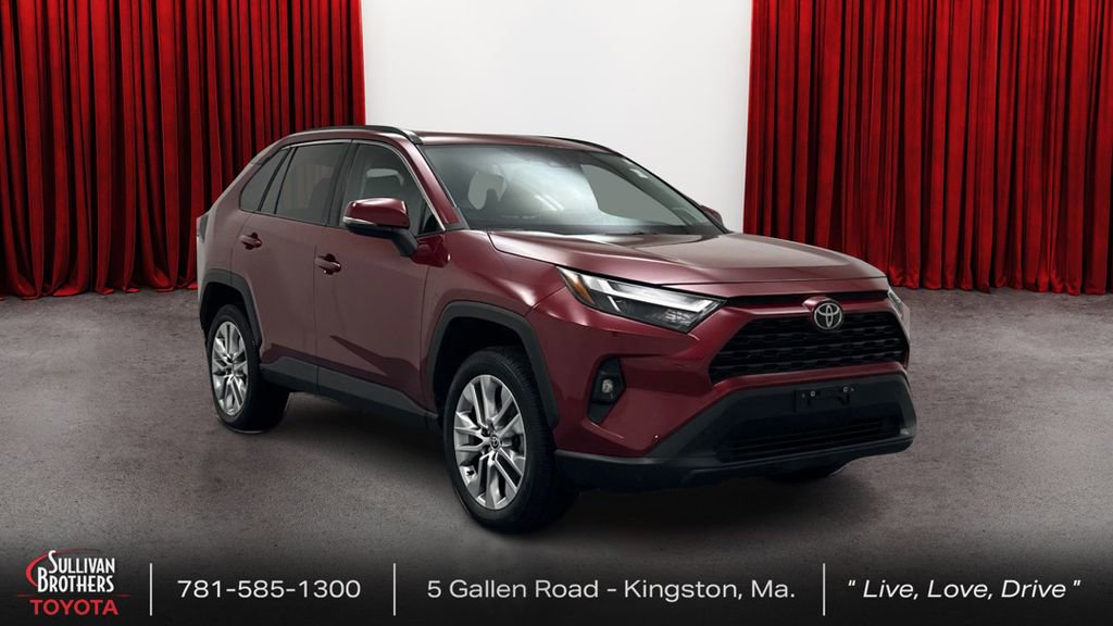 Certified 2022 Toyota RAV4 XLE Premium image 3