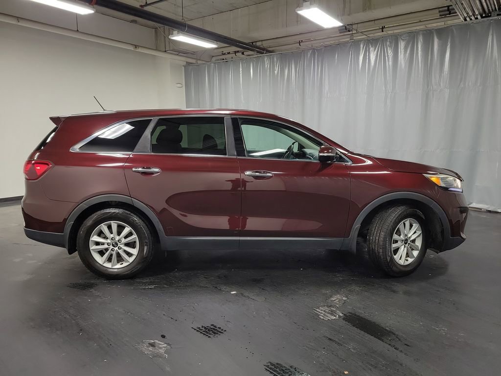 Used 2019 Kia Sorento LX image 10