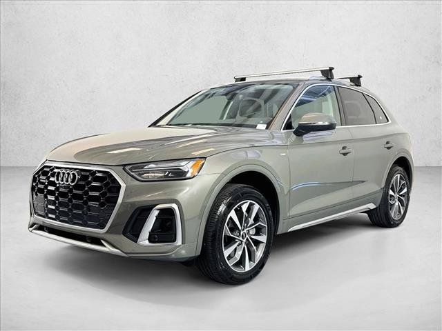 Used 2023 Audi Q5 2.0T Premium Plus w/ Premium Plus Package AWD/4WD image 3