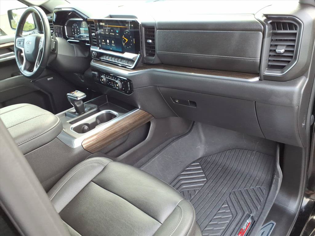 Used 2023 Chevrolet Silverado 1500 LT Trail Boss w/ Convenience Package II AWD/4WD image 19