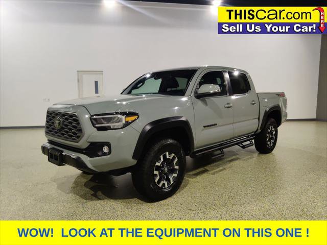 Used 2022 Toyota Tacoma TRD Off-Road w/ TRD Premium Off Road Package AWD/4WD image 3