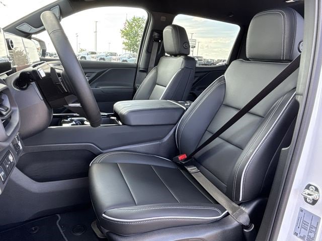 New 2026 Chevrolet Silverado EV LT image 18