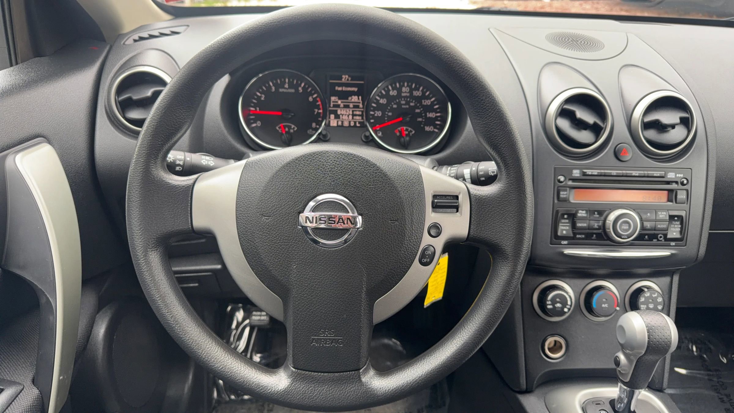 Used 2011 Nissan Rogue S image 26