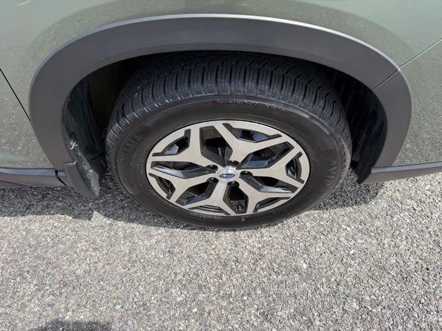 Used 2021 Subaru Forester Premium AWD/4WD image 19