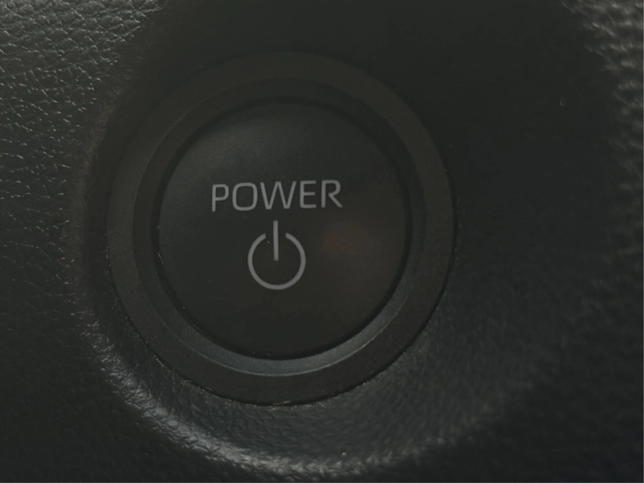Used 2025 Toyota Corolla Cross AWD Hybrid image 31