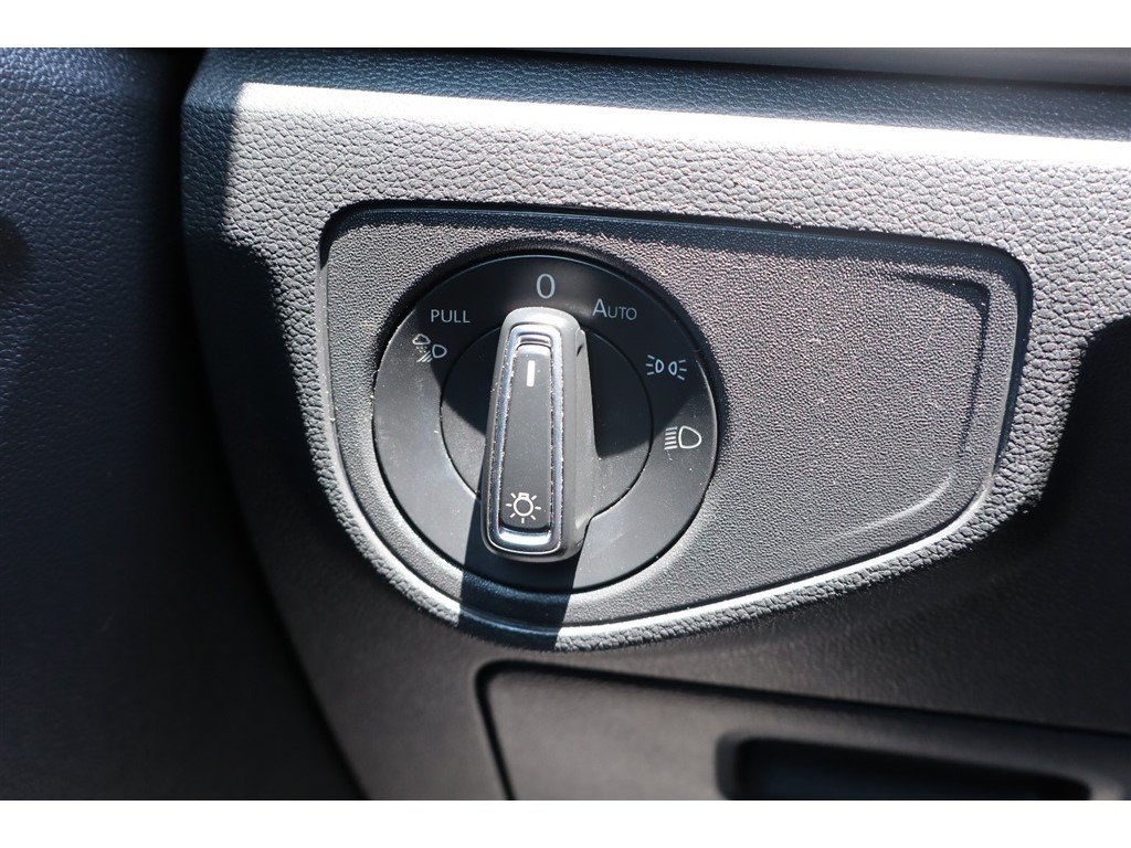 Used 2021 Volkswagen Atlas SE FWD image 46