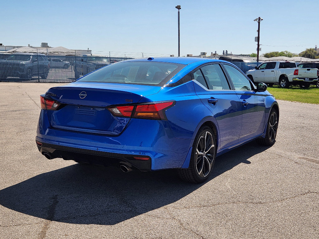 Used 2025 Nissan Altima 2.5 SR image 35