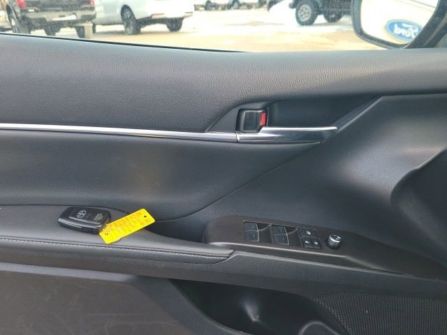 Used 2024 Toyota Camry XSE image 15