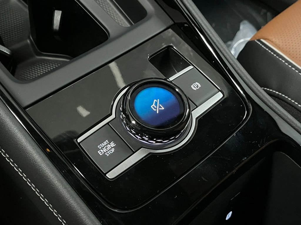 New 2026 Volkswagen Tiguan SEL R-Line AWD/4WD image 14