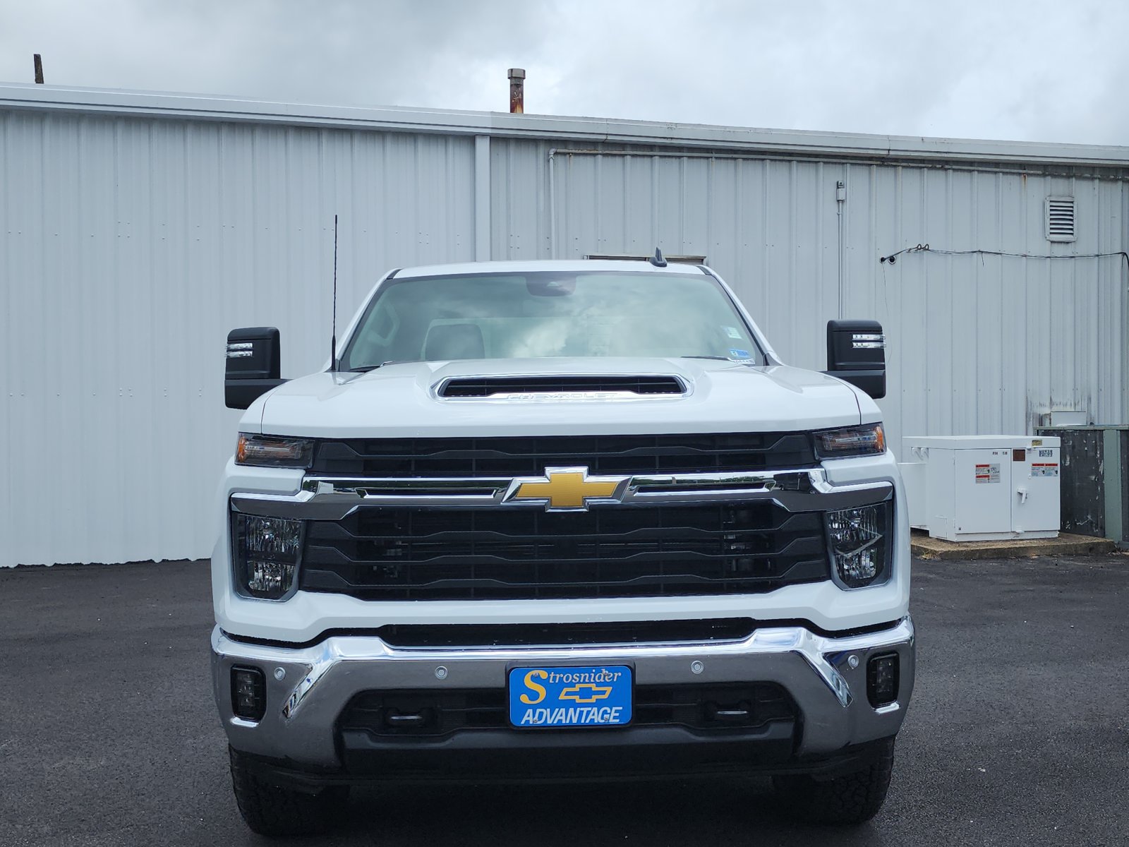 New 2026 Chevrolet Silverado 2500 LT w/ All Star Edition AWD/4WD image 8