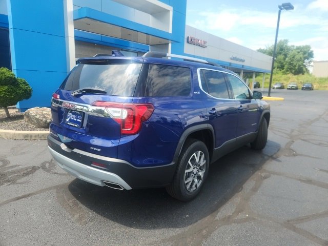 Used 2023 GMC Acadia SLE w/ Driver Convenience Package image 5