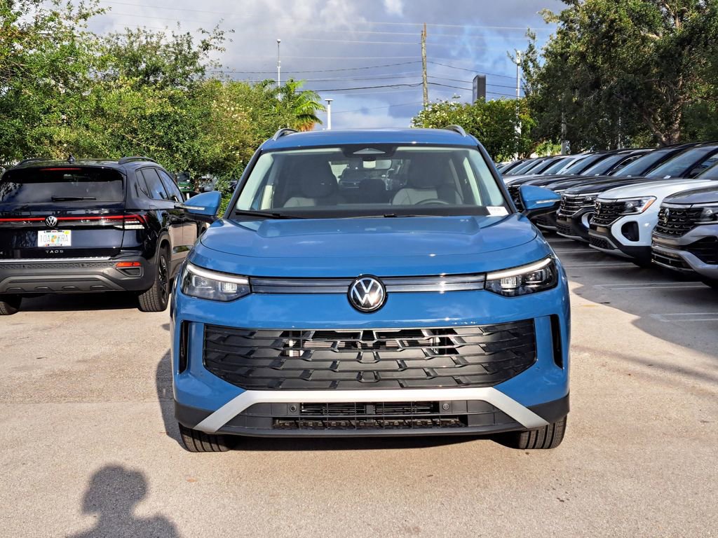 New 2026 Volkswagen Tiguan SE image 2