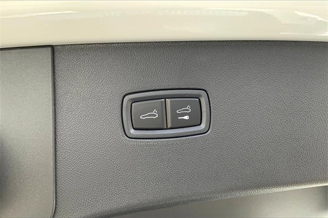 New 2026 Porsche Cayenne Coupe image 21