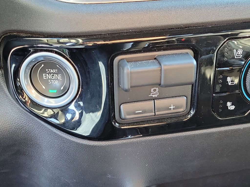 Used 2023 Chevrolet Silverado 1500 LTZ w/ LTZ Convenience Package II image 28