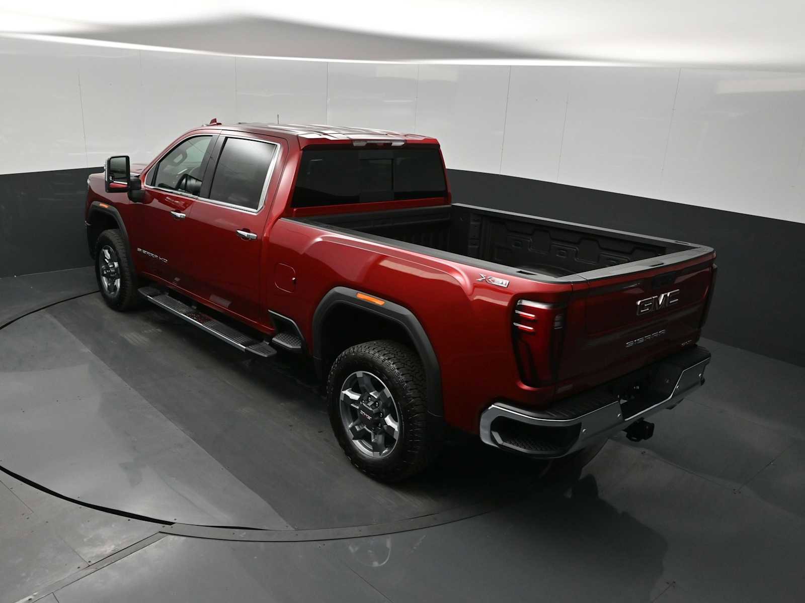 New 2026 GMC Sierra 2500 SLT w/ SLT Premium Package image 14