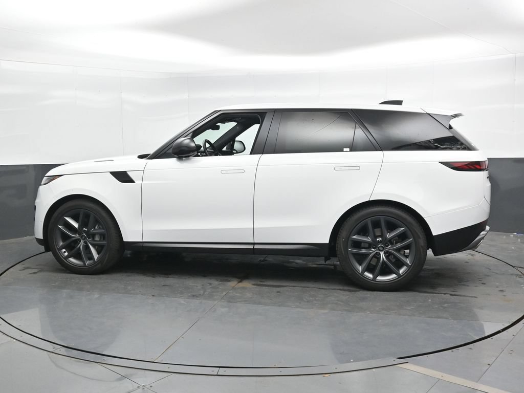Used 2024 Land Rover Range Rover Sport SE AWD/4WD image 9