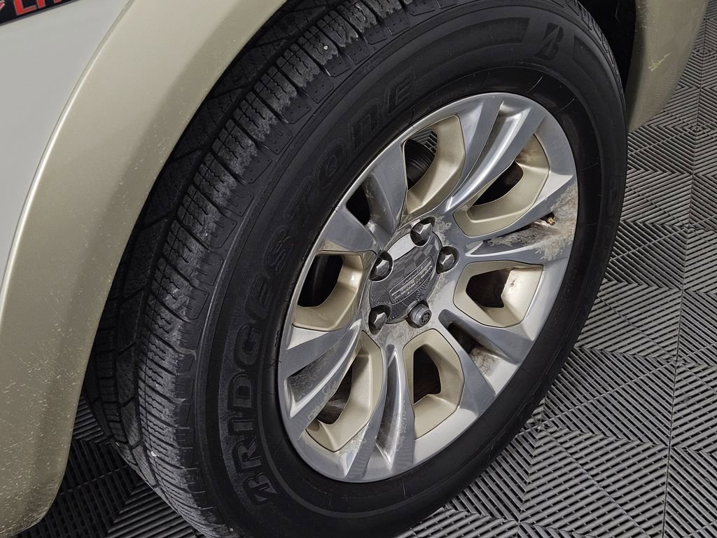 Used 2016 RAM 1500 Laramie Longhorn w/ Convenience Group AWD/4WD image 6
