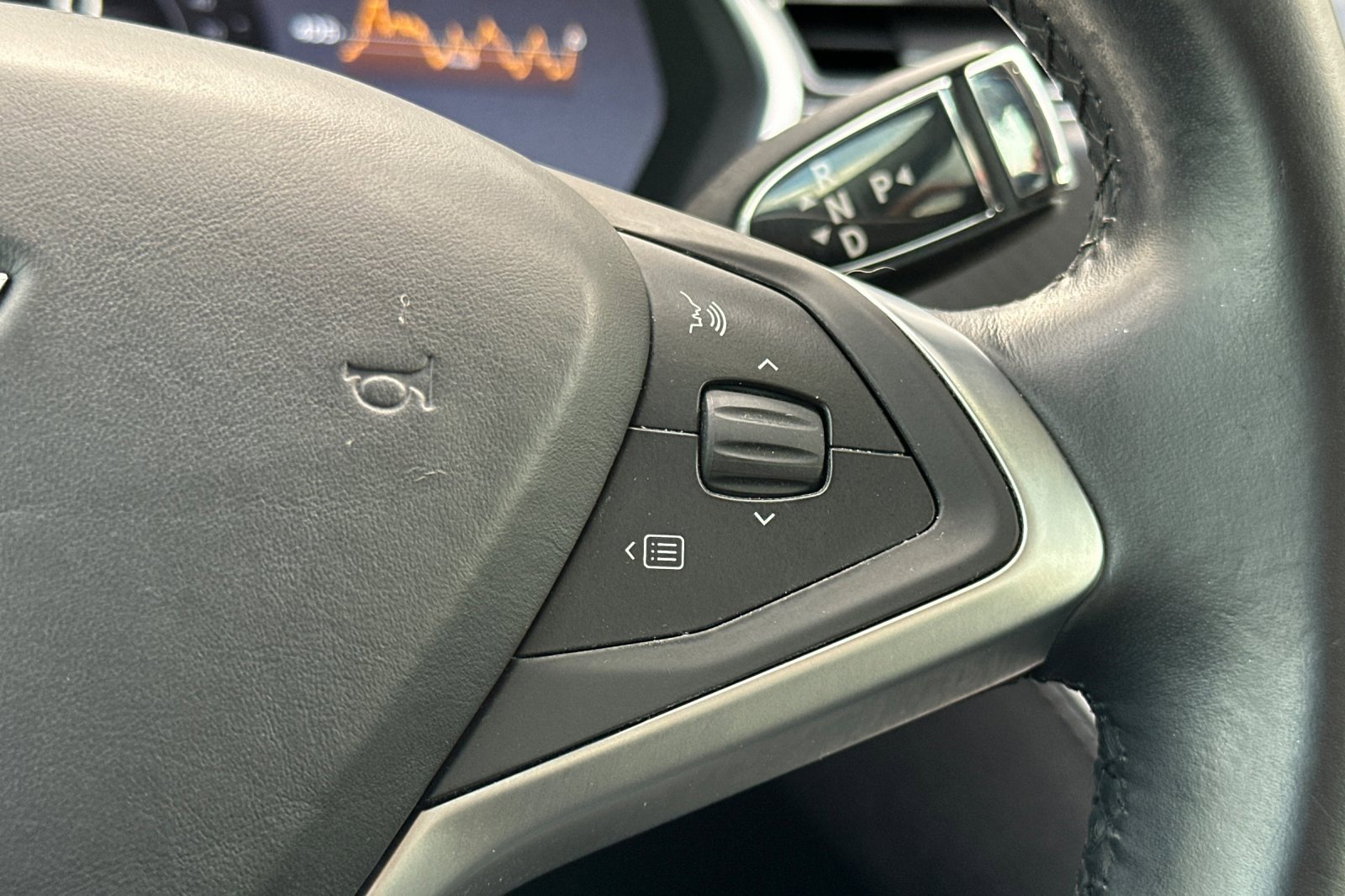 Used 2013 Tesla Model S Performance image 26