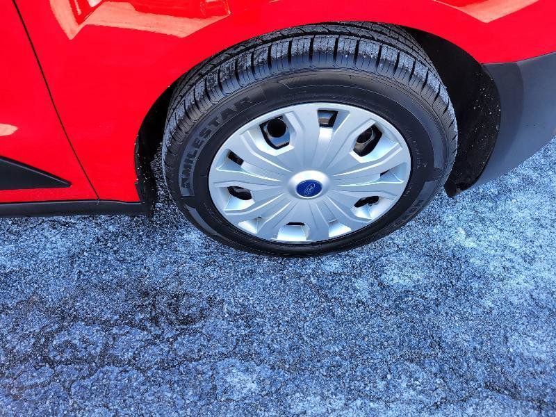 Used 2022 Ford Transit Connect XL image 29