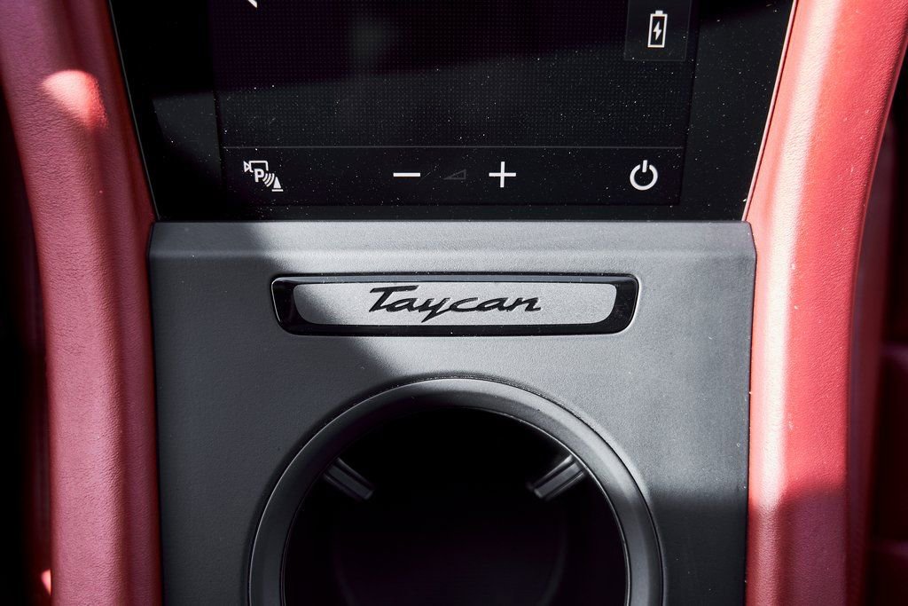 Used 2020 Porsche Taycan Turbo AWD/4WD image 65
