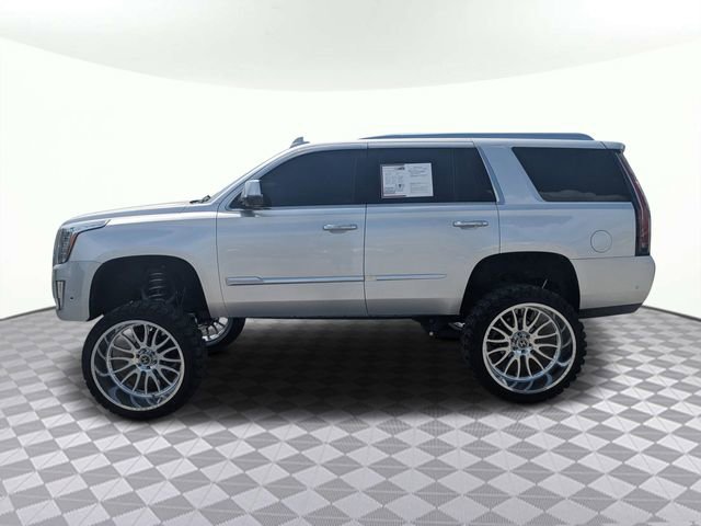Used 2020 Cadillac Escalade Luxury image 6