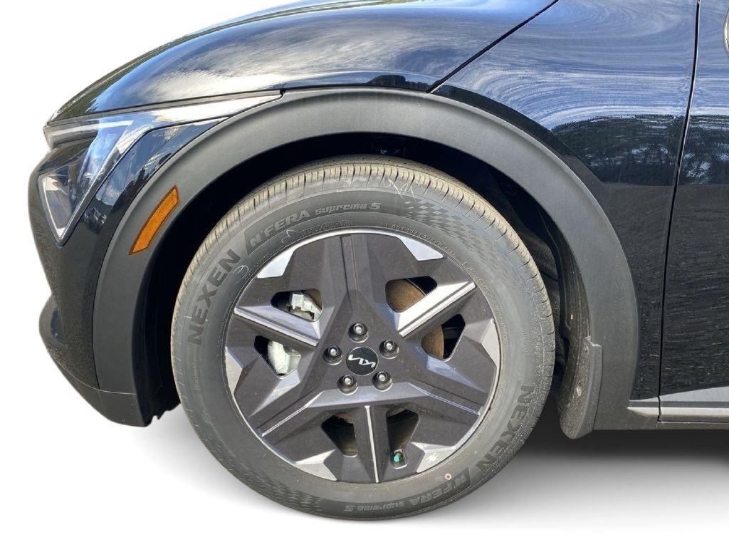 New 2025 Kia EV6 Light AWD/4WD image 18